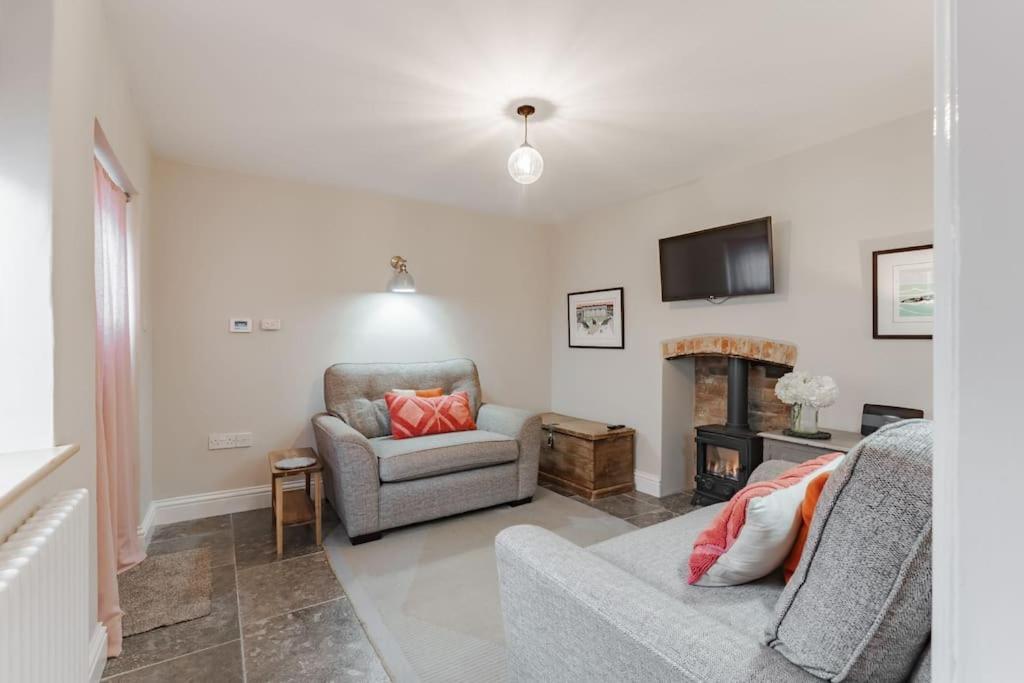 3 Mill Street - Norfolk Cottage Agency Holt  Bagian luar foto