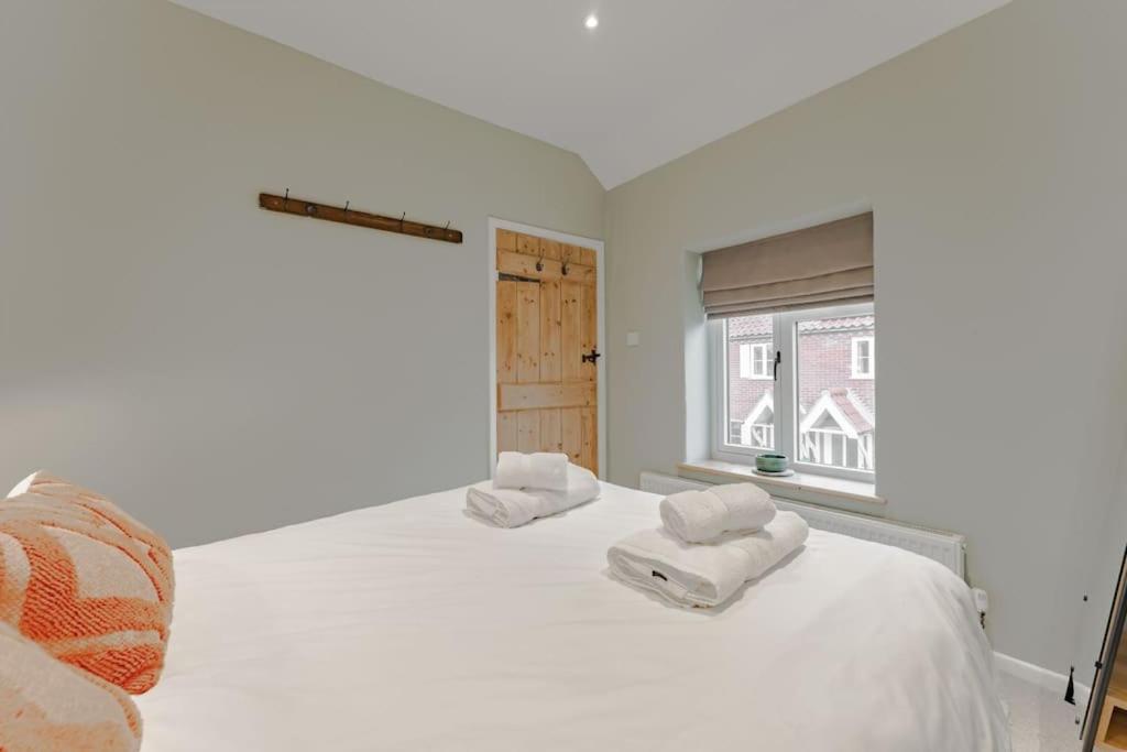 3 Mill Street - Norfolk Cottage Agency Holt  Bagian luar foto
